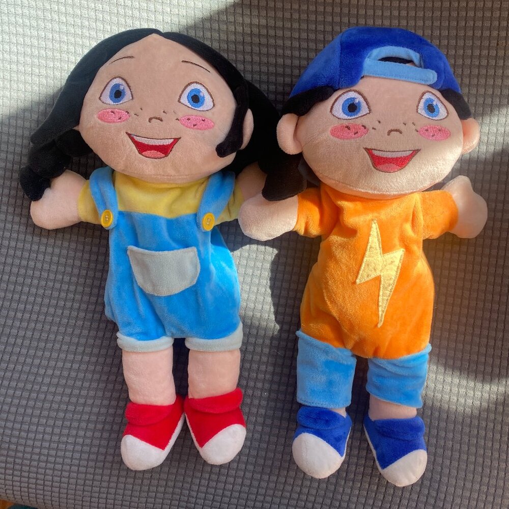 Meg and Mike VIPKID Hand Puppet Set of 2